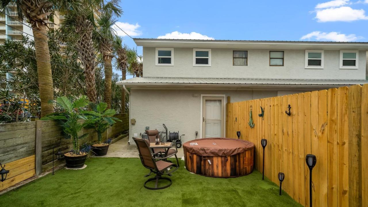 Pet Friendly Townhome With Gulf Views And Hot Tub Right Across From Beach And Schooners Panama City Beach Kültér fotó